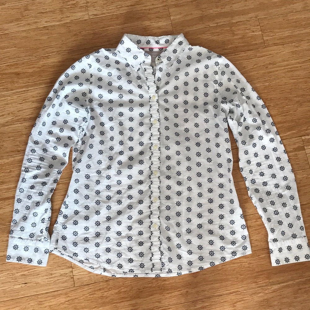 BR Soft Wash Anchor Detail Button Down